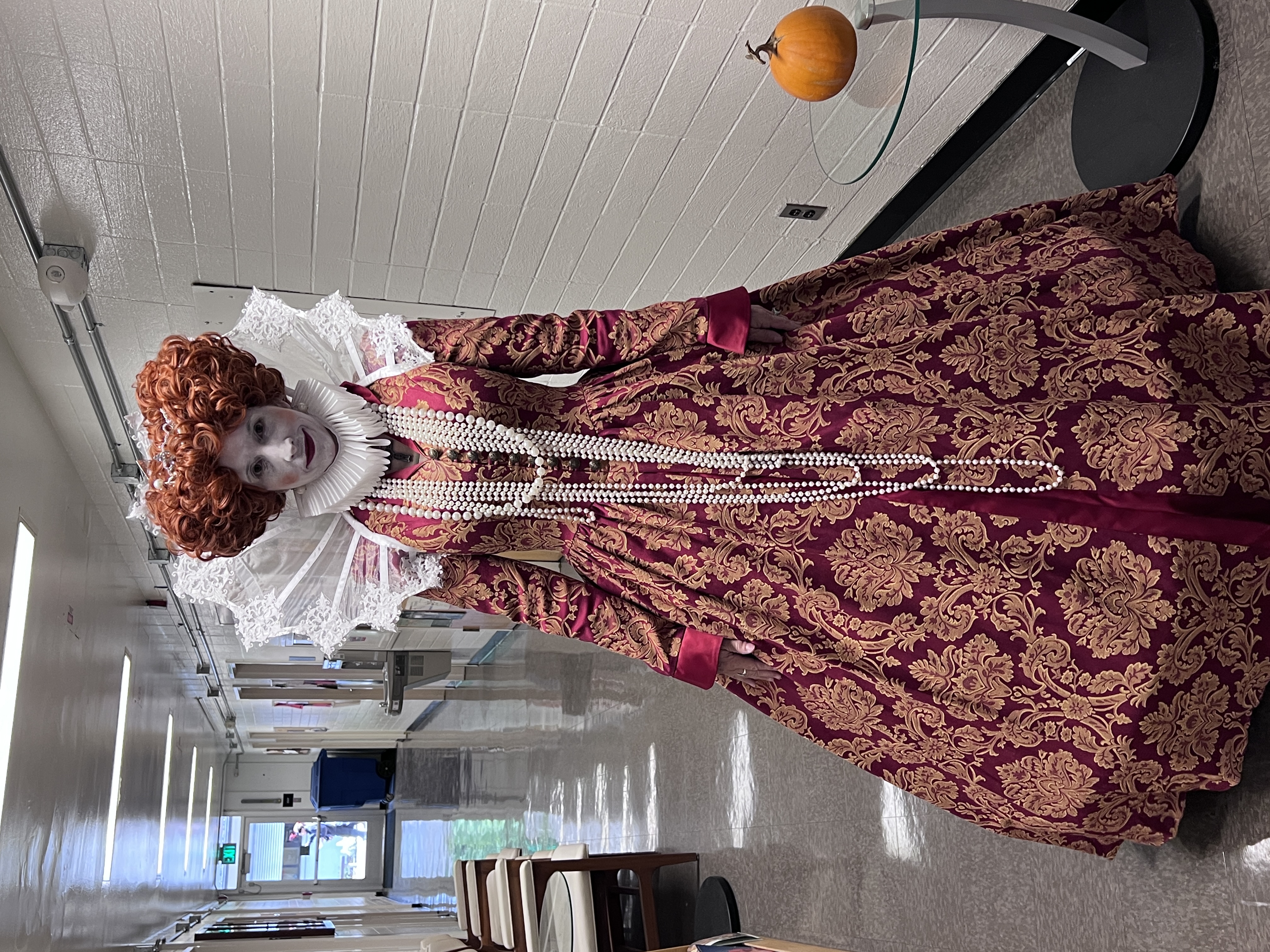 Jolie Roberts in a “Queen Elizabeth the First” costume